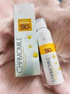 Picture of Chamomile Essence Shoothing, Moisturizing, Isolating And Protecting Sunscreen Spray SPF 50