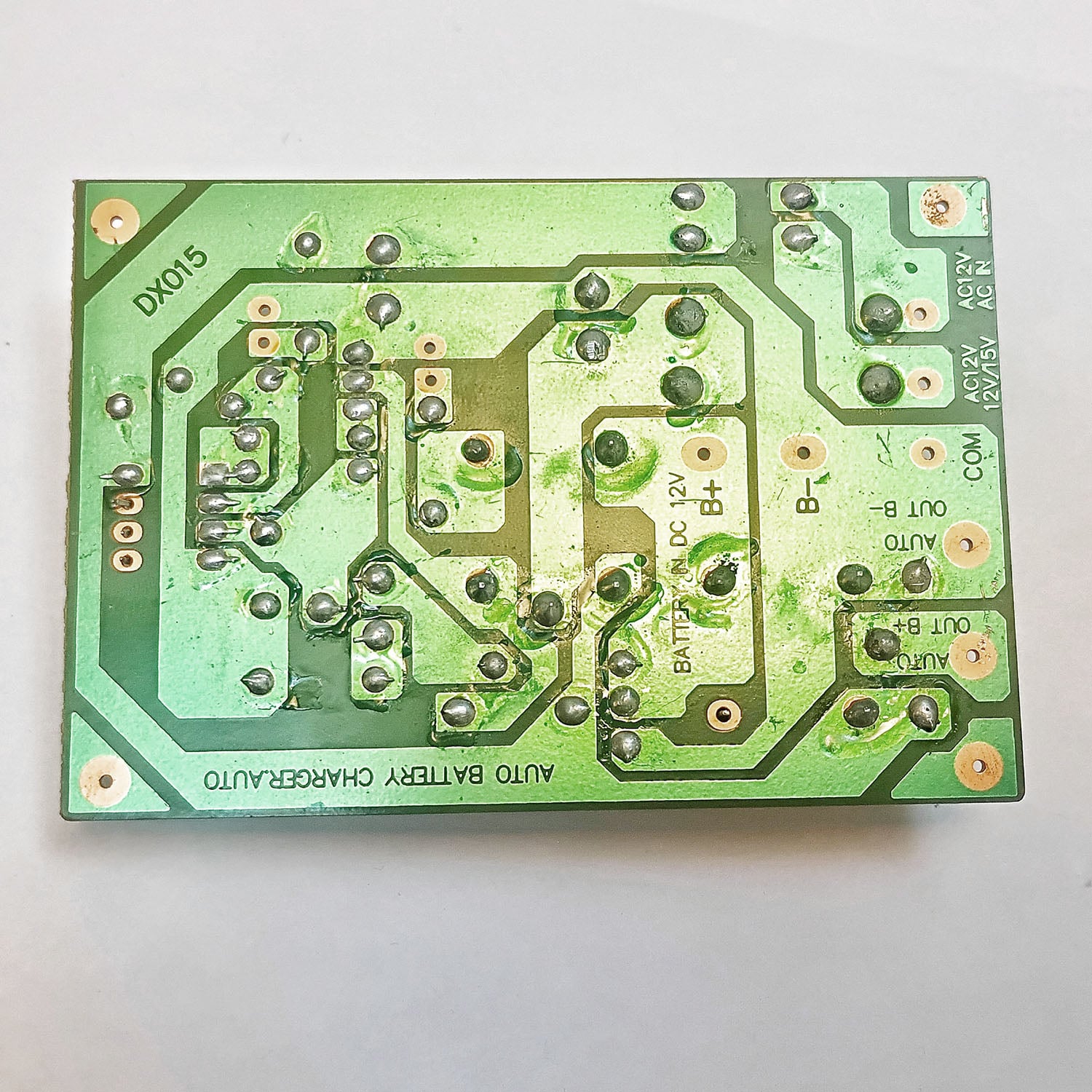 Picture of Medium Quality Auto Cut Circuit DC 12V Double Relay For DC 12v Battery Charging & Protection Circuit
