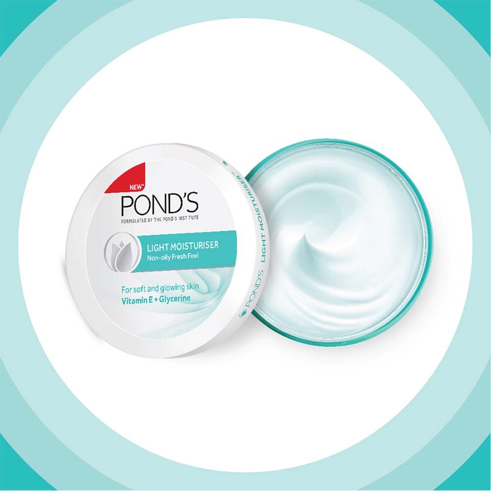 Picture of Pond’s Light Moisturizer 50ml