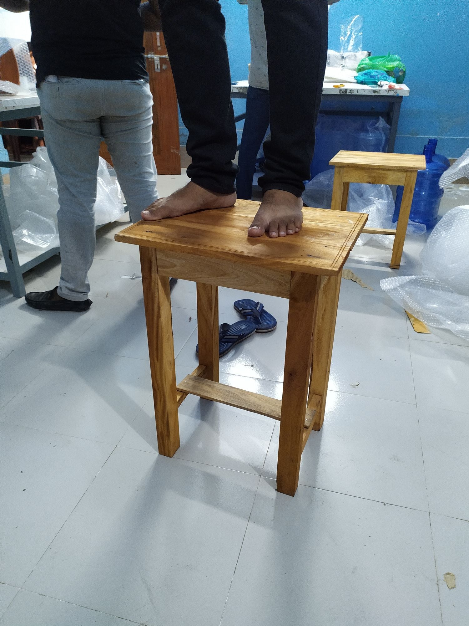 Picture of Wooden Prime High Stool for sealing cleaning