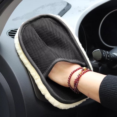 Picture of Car Cleaning Brush Cleaner Wool Soft Car Washing Gloves Cleaning Brush Motorcycle Washer Care Automotive Car Styling 17*23cm