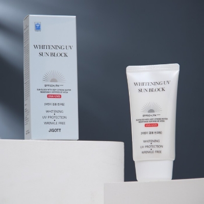 Picture of Jigott Whitening UV Sun Block SPF 50+/PA+++-70ml