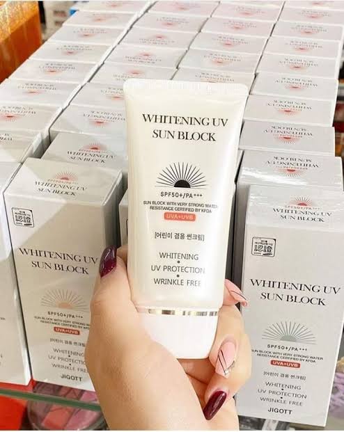 Picture of Jigott Whitening UV Sun Block SPF 50+/PA+++-70ml