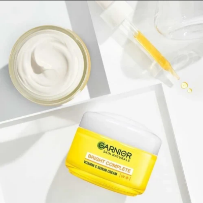 Picture of Garnier Bright Complete Vitamin C Serum Cream UV 45gm