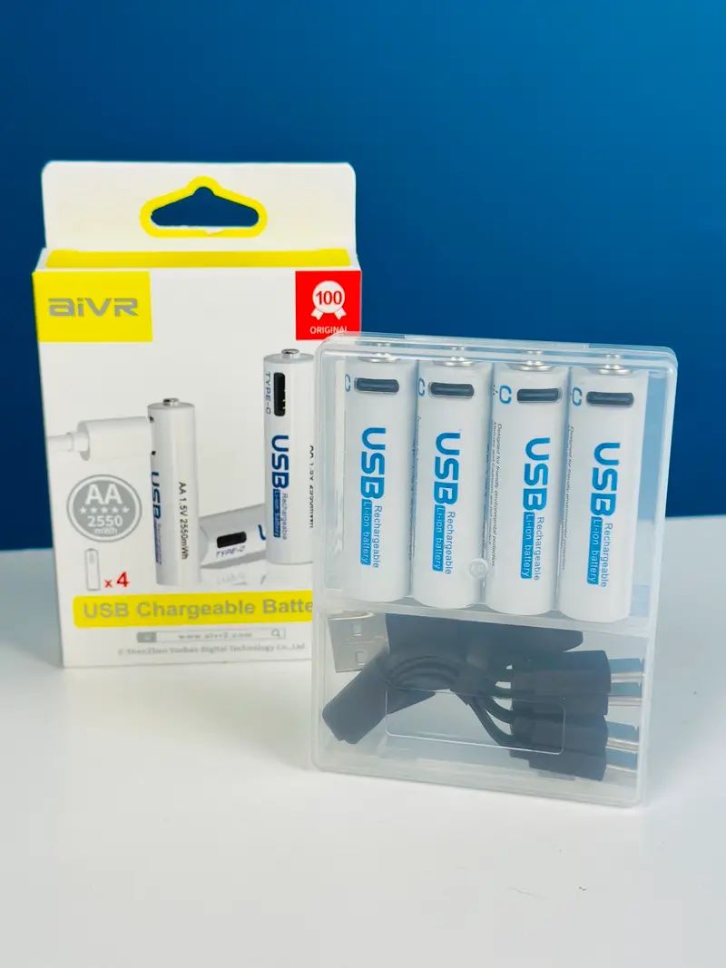 Picture of AiVR USB-C Rechargeable Batteries 4pc AA 2550 mWh(Original) - White
