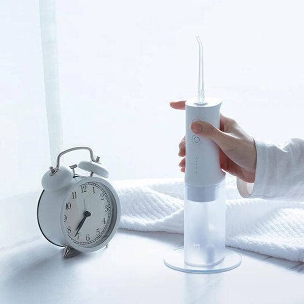 Picture of Xiaomi Mijia Portable Oral Irrigator Dental Teeth Whitening Flosser bucal tooth Cleaner waterpulse Water Thread For Teeth (MEO701) - White