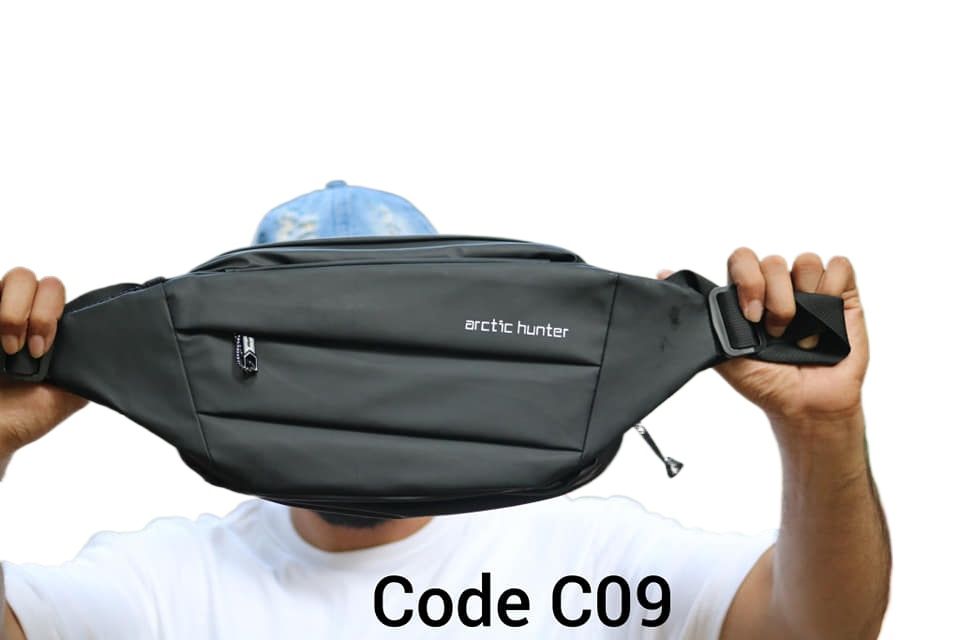 Picture of Men Multifunction  Shoulder Bag Crossbody Bag Travel Sling Bag Pack Messenger Pack Chest Bag for Male - Black