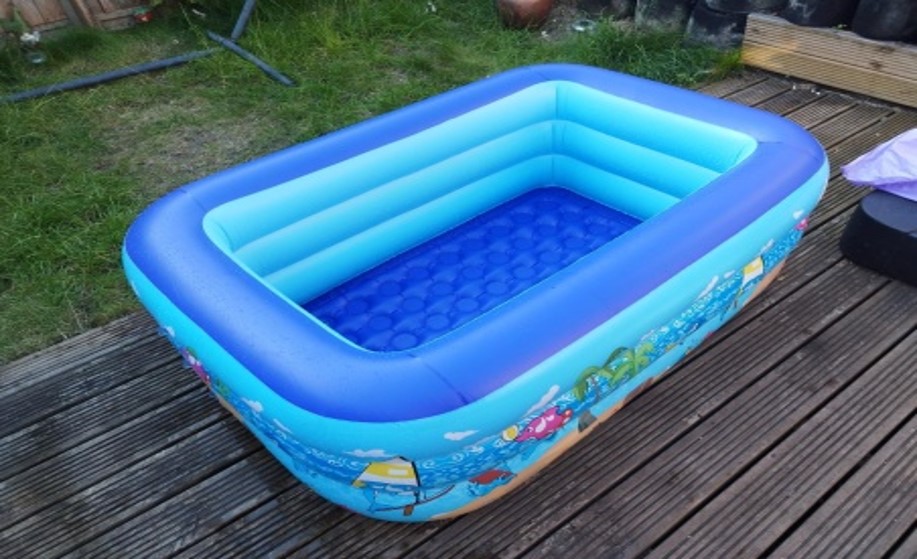 Picture of 120cm Inflatable Swimming Pool with Inflatable Soft Floor, Cool Summer Swimming for Kids and Family, Blow Up Pool for Backyard, Garden, Indoor or Outdoor.