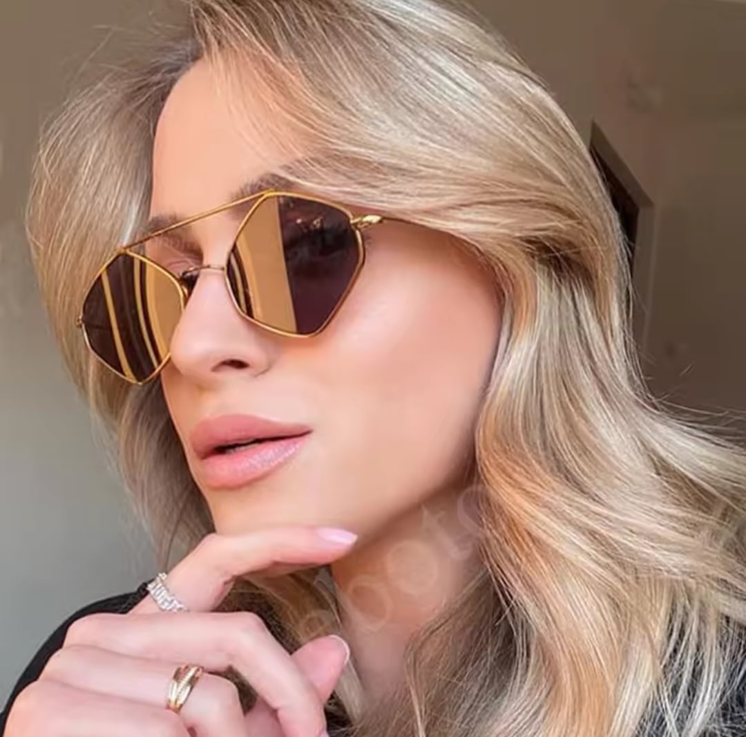 Picture of Polygonal sunglasses, with retro metal frames and double beam design