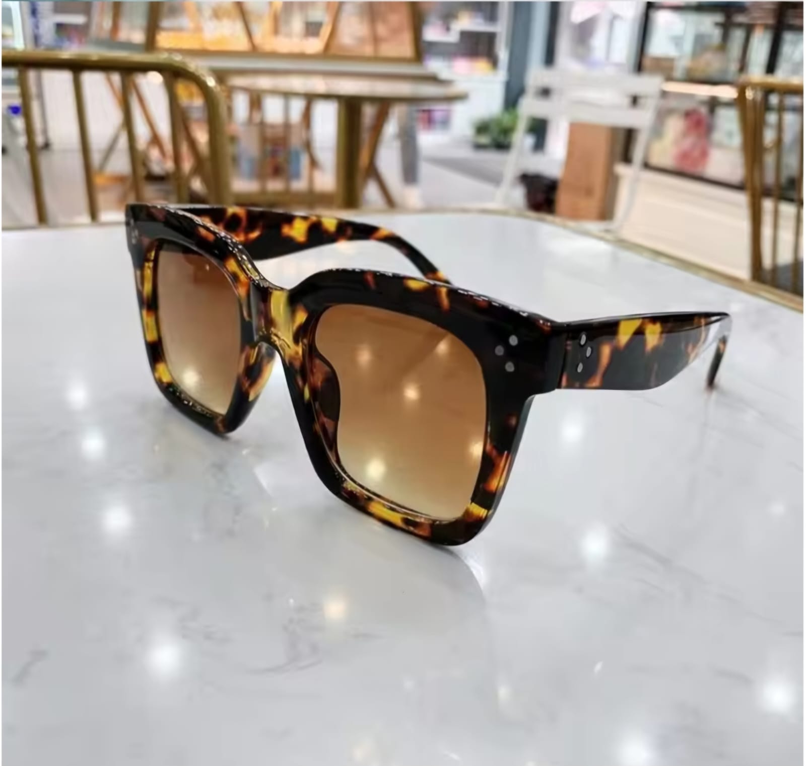Picture of Sunglasses For Women Female Big Frame Hip Hop Design Cool Popular Leopard Shades UV400 Luxury Brand Trendy