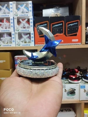 Picture of Solar car mounted fragrance car perfume interior decoration decoration deodorization lasting fragrance car air freshener - Silver
