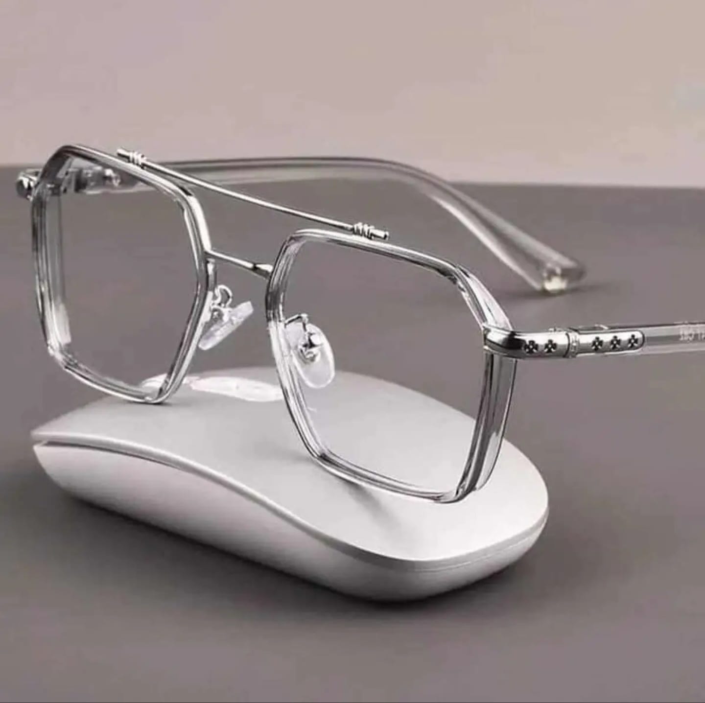 Picture of Full White High Quality Very Stylish Sunglass For Men - Sun Glass For Men