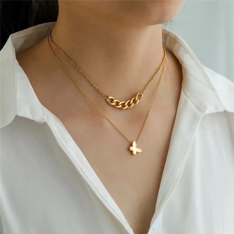 Picture of Korean Style New Necklace for Women Zinc Alloy Jewelry Zircon Pendant WomenFashione Necklaces Jewelry( Gold )