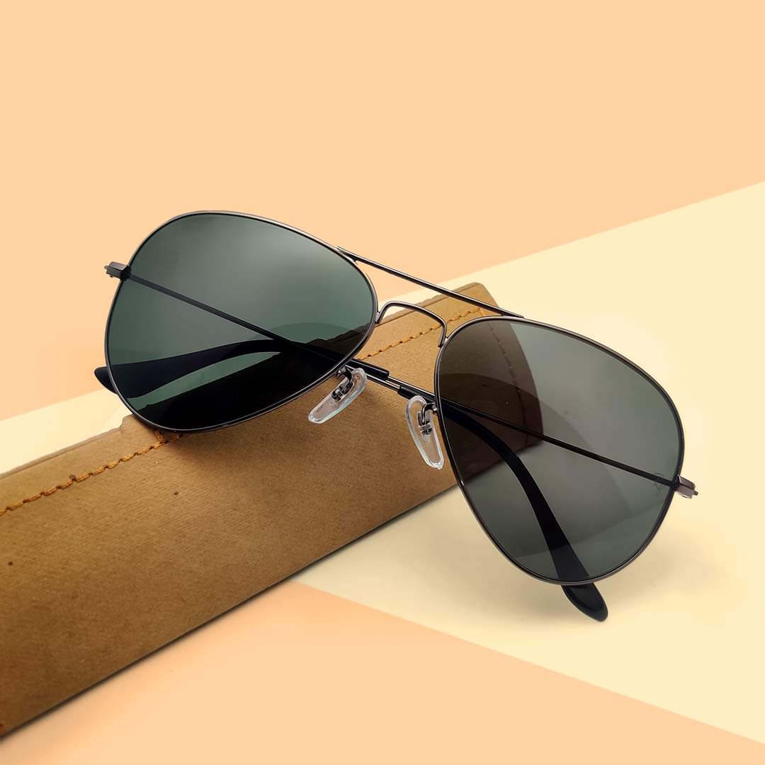Picture of New Stylish and Fashionable Trendy Small Square Sunglasses for Men( Black )