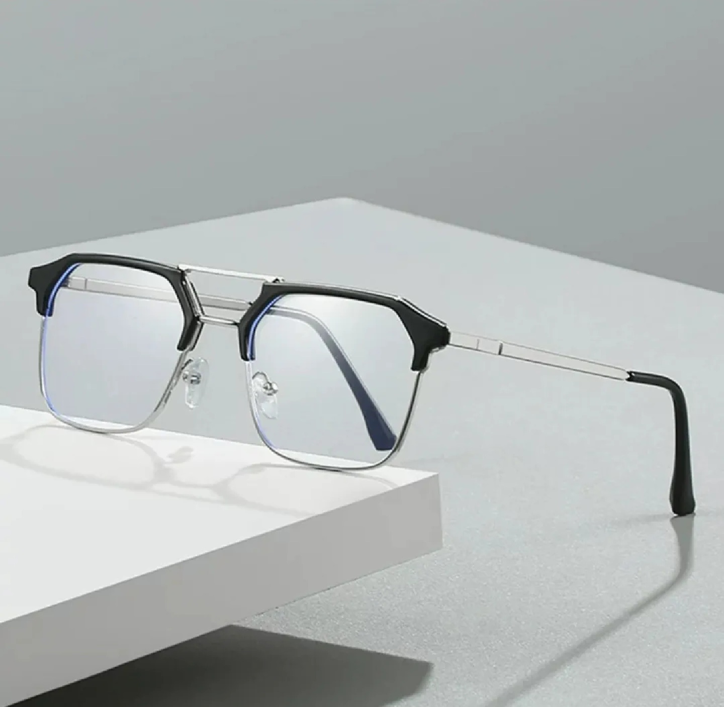 Picture of New Fashionable Glasses for Men n Women Anti-reflective and radiation proof Black White Glasses Metal Frame.( Black )