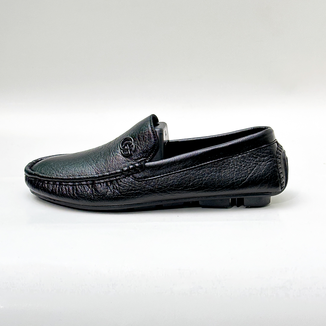 Picture of New Stylish Comfortable Loafer Rubber Sole Summer and Winter Wind Proof Shoe For Men - Black - Black