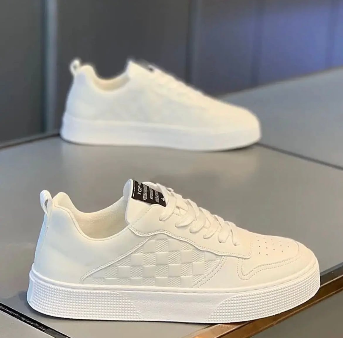 Picture of Versatile -Hot Collection Stylish and Fashionable Summer and Winter Exclusive Sneakers Converse Shoes for Men- Avant-garde Any Color