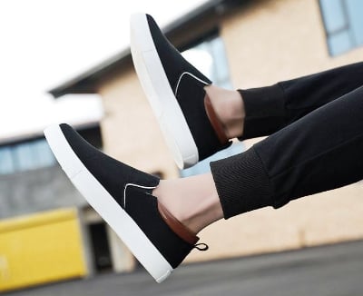 Picture of Lavish indulgent - Stylish and Fashionable Winter and Summer Exclusive Sneakers Converse Shoes for Men - Comfortable and Suitable for All Seasons - Black