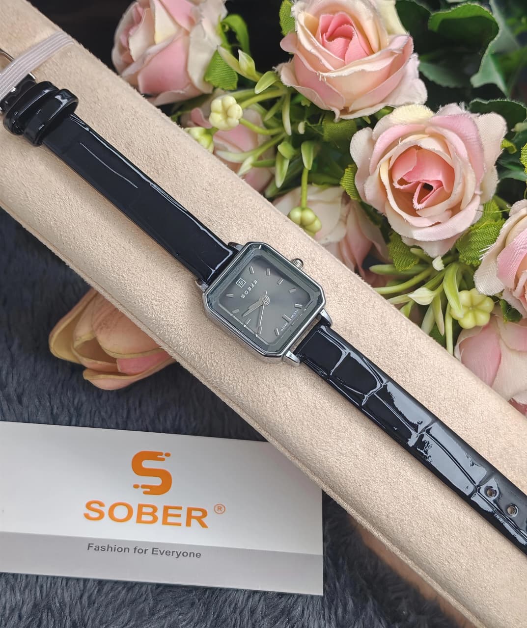 Picture of LUCKY FOX Women's Watches Square Style Green Leather Quartz Luxury Wristwatch for Women Gift for Girlfriend