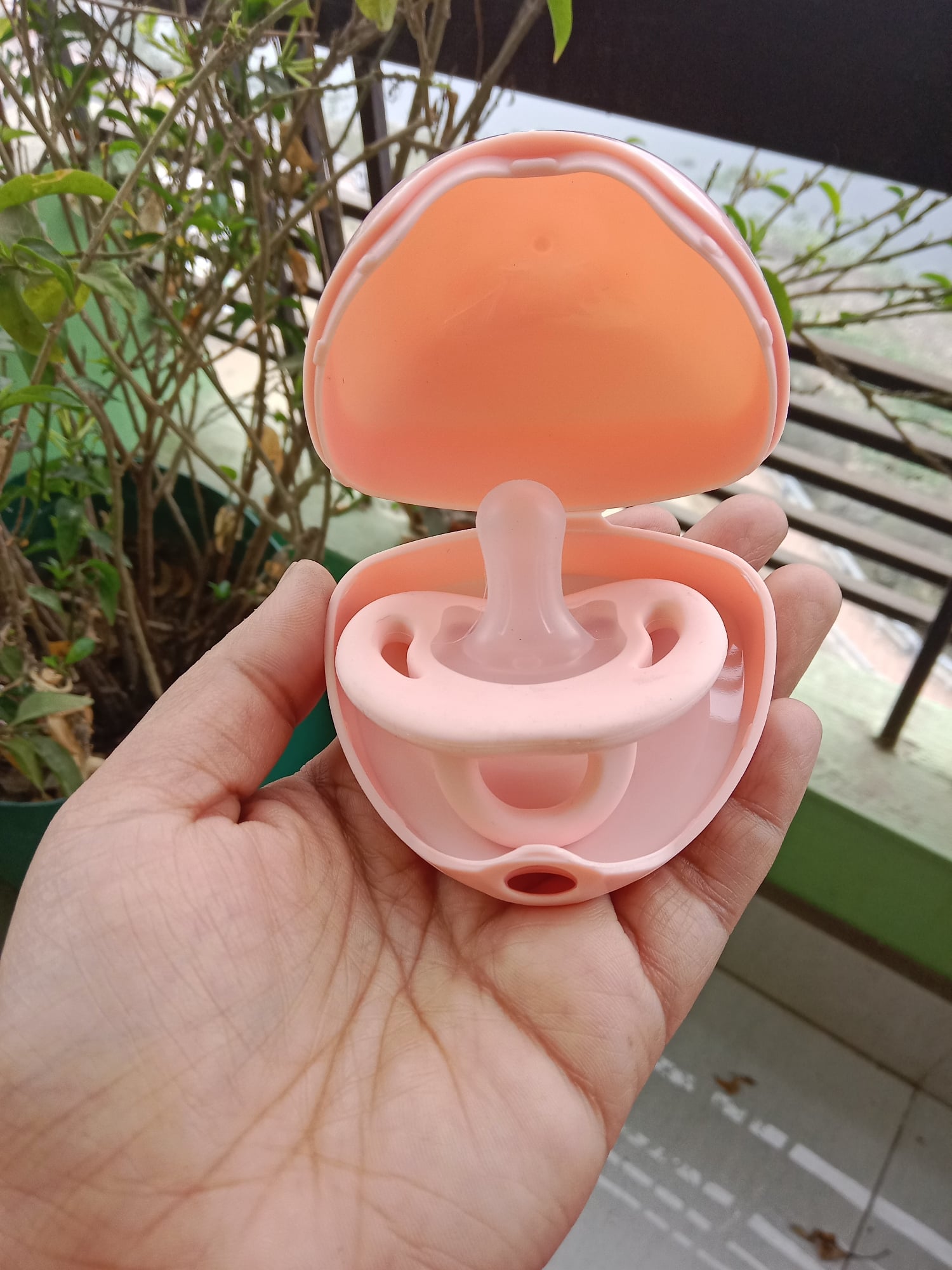 Picture of Children's Premium anti-colic silica gel pacifier Baby Chusni Teether with box