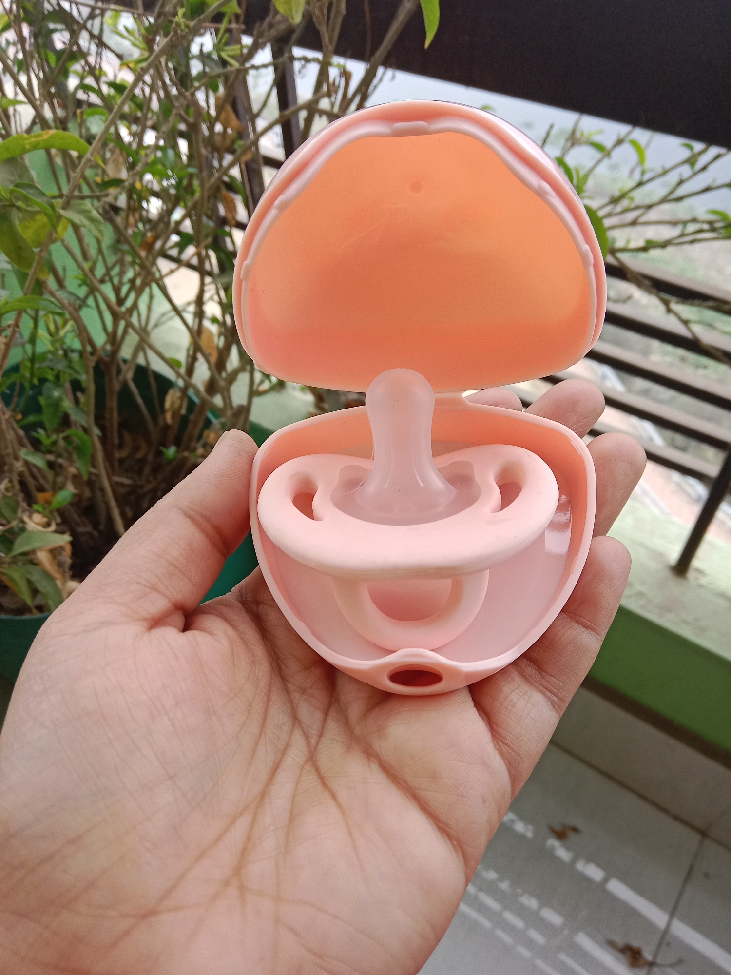 Picture of Baby pacifier sleeping type anti-pacifier newborn baby imitation breast milk super soft full silicone pacifier