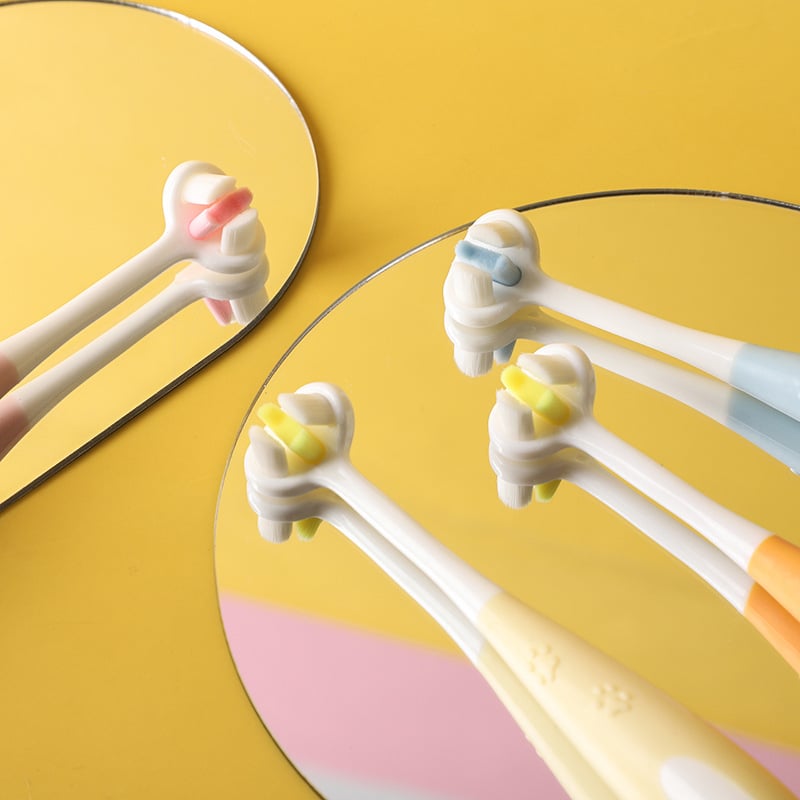 Picture of Three-Sided Stereo Non-Slip Handle 5D Baby Soft-Bristled Children's Toothbrush or Baby Toothbrush