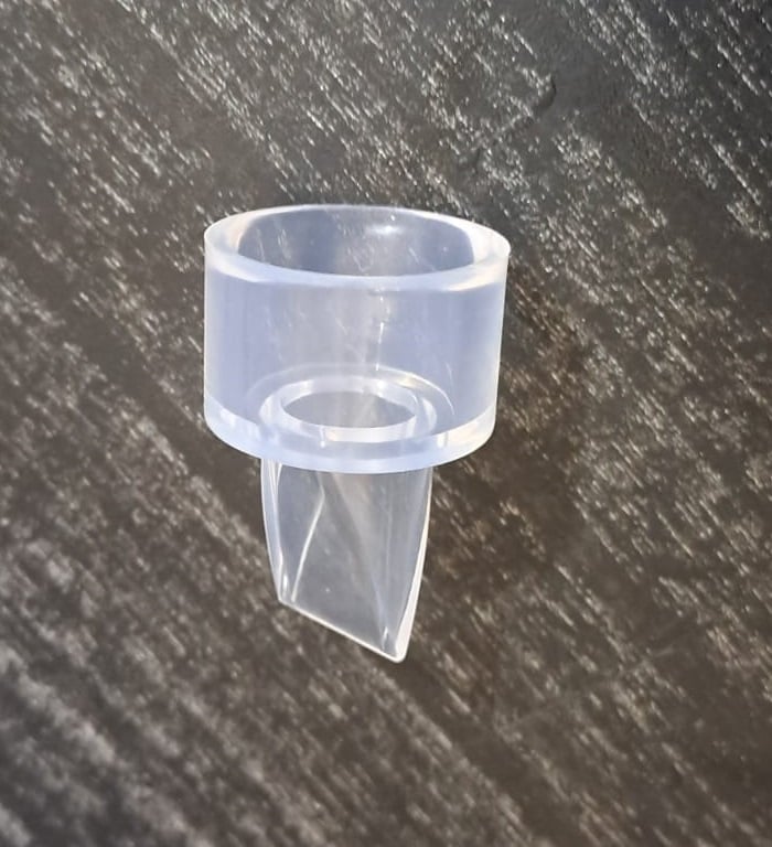 Picture of ROVCO Suction silicone valve Manual or Electric breast pump Vulve accessories ROVCO Breast Pump Vulve