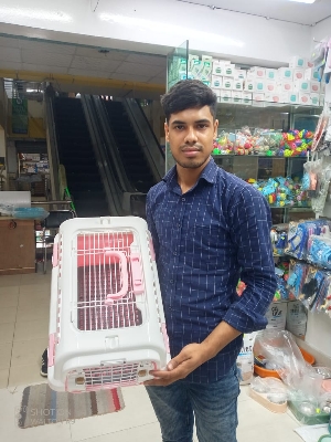 Picture of Multi Ventilation Super Premium Cat Carrier Box with Top Steel Cage