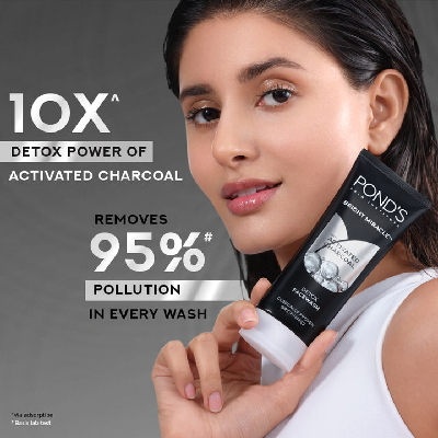Picture of Pond's Face Wash Bright Miracle Detox 50g