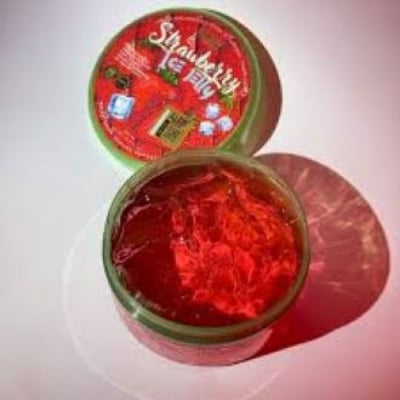 Picture of GLOW INDUSTRY STRAWBERRY SOOTHING GEL(300ML) MADE IN THAILAND