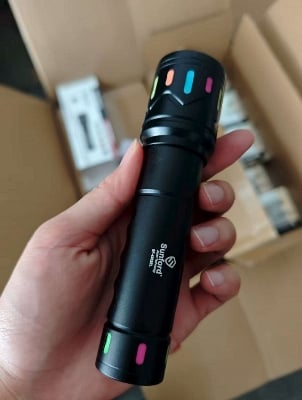 Picture of Sunford SF-4213ZL Telescopic Zoomable 10W High Powered White LASER LED Zoom Flashlight / Torch - 1 Piece ( Black )