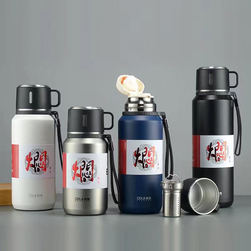 Picture of 316 stainless steel hot and cold water pot large-capacity portable high-grade large water/tea/coffee bottle 700ml(700ml random colour)