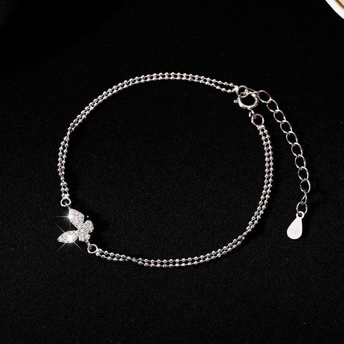 Picture of bracelet design for girl in silver