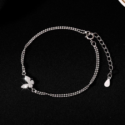 Picture of bracelet design for girl in silver