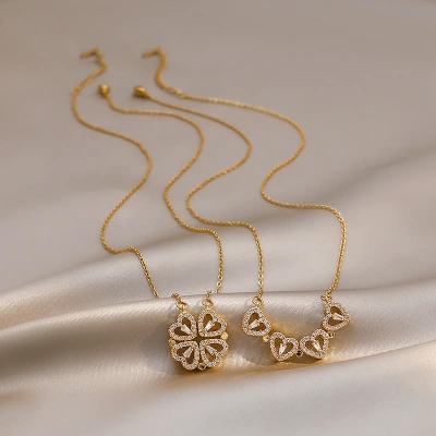 Picture of Stylish Fashionable Love Magnetic Chain Necklaces for Girls Simple Stylish Fashion - Folding Heart-Shaped Pendant Necklaces for Women