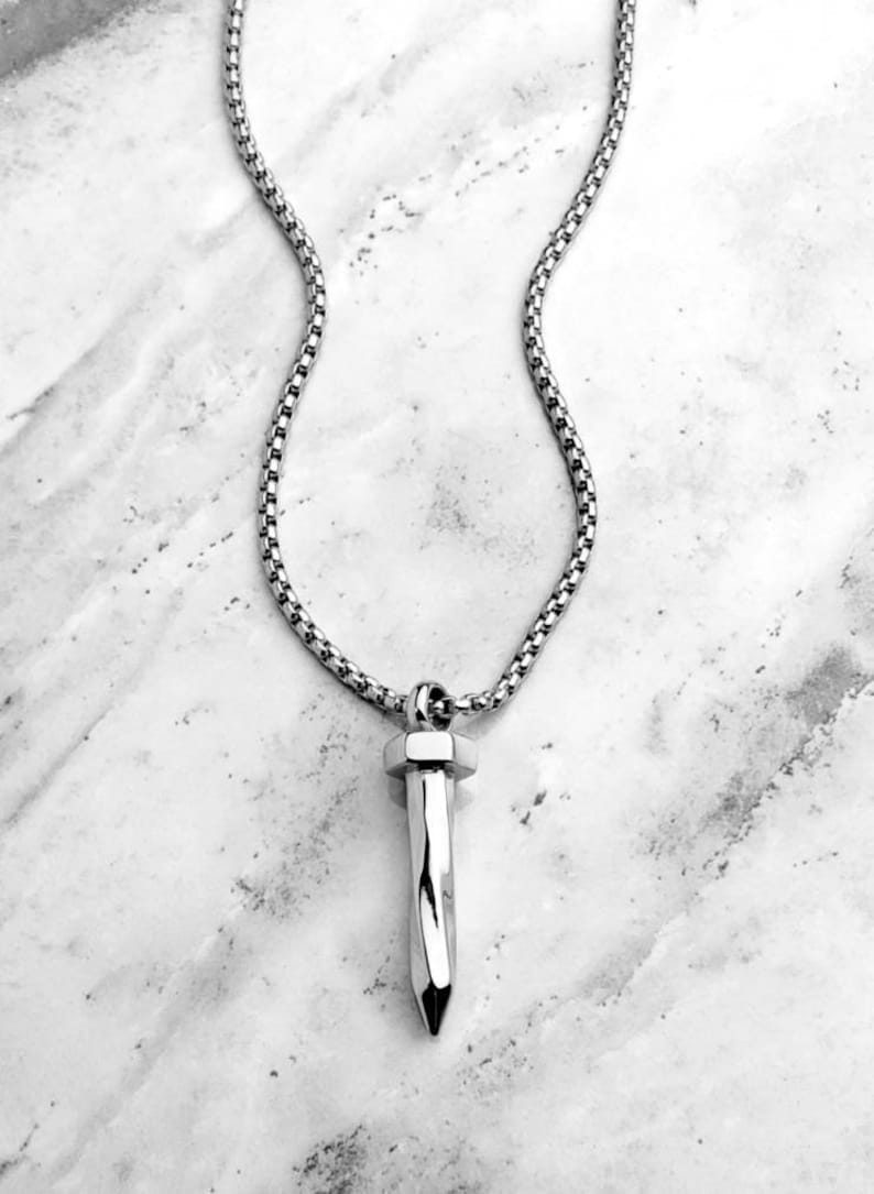 Picture of Metal  Pendant Necklace For Men