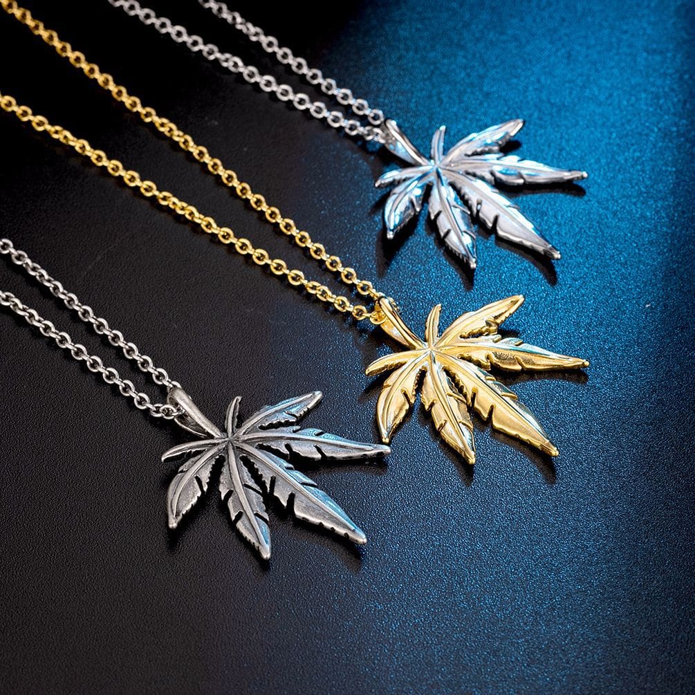 Picture of Stylish Golden Friends Panda Steel Chain Necklace For Men/ Boys Gifts