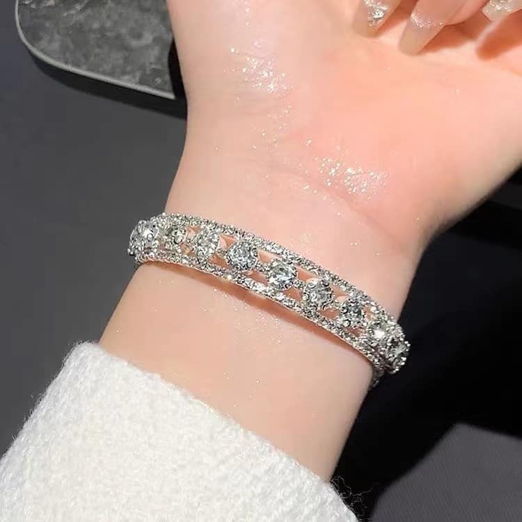 Picture of Fashion Crystal Bracelet For Women Wedding Bracelet Hand Jewelry Rhinestones Bracelet For Women Bridal Jewelry Gift