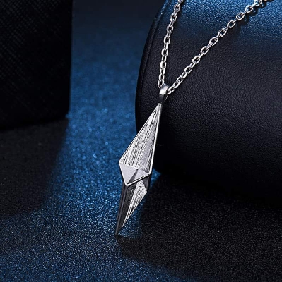 Picture of Style Korean Diamond Necklace Clavicle Chain Necklace for Men Fashion Jewelry