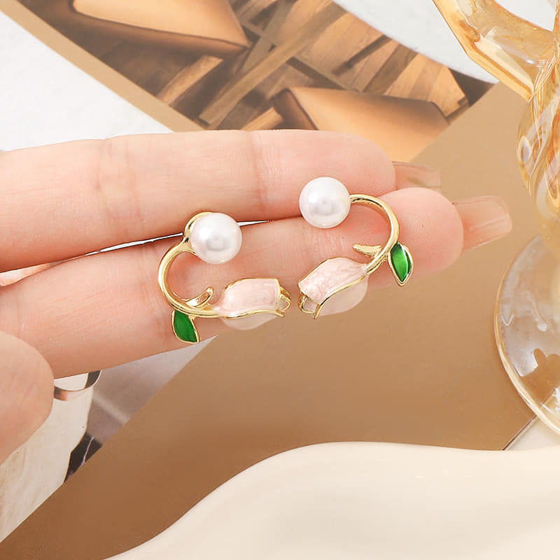 Picture of Luxury Pink Tulip Pearl Studs Earrings Elegant Gold Plated Zircon Flower Earring for Woman