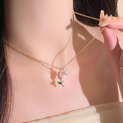 Picture of Elegant  Korean Cute Tulip Flower Shaped Pendant Peach Pearl Flower Chain ,Fashionable Jewelry  Chain For Girls