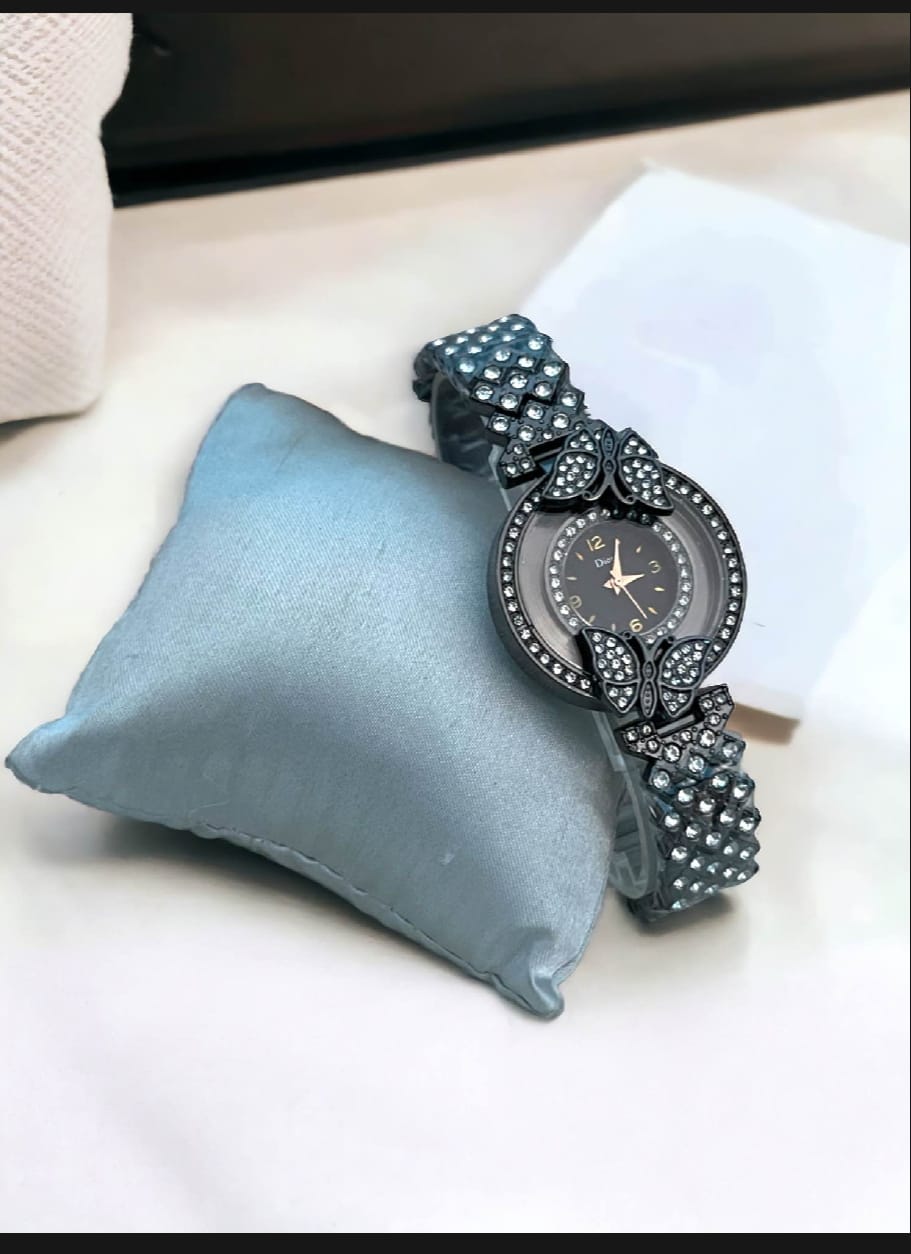Picture of Stylish & Fashionable Elegant Mirror Quartz Ladies Watch