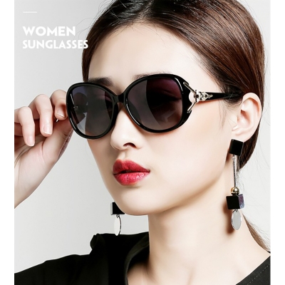 Picture of Latest Trendy Special Sunglas for Women ( Black )
