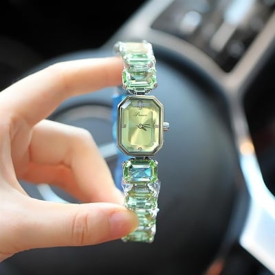 Picture of Ladies Wrist Watch New for Girls