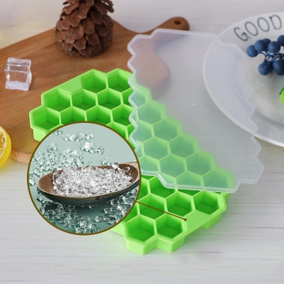 Picture of 37 Cavities Honeycomb Shaped Stackable Durable Dishwasher Safe Silicone Ice Cube Tray Mold Maker With Lid