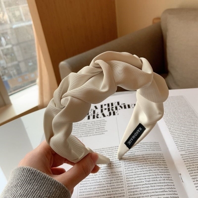 Picture of New And Good Quality Fashion Hair Bands for Women Girls Flower Solid Color Headbands Headwear Folded Hair