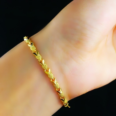 Picture of Gold Plated Titanium Chain Bracelet for Women
