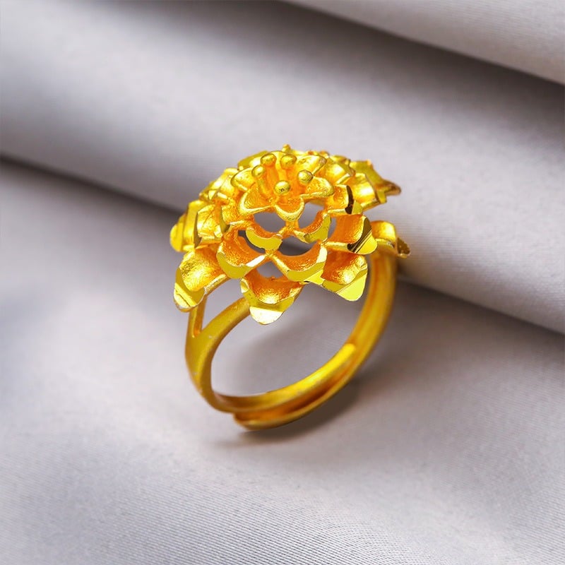 Picture of Gold Plated Flower Ring for Women & Girls