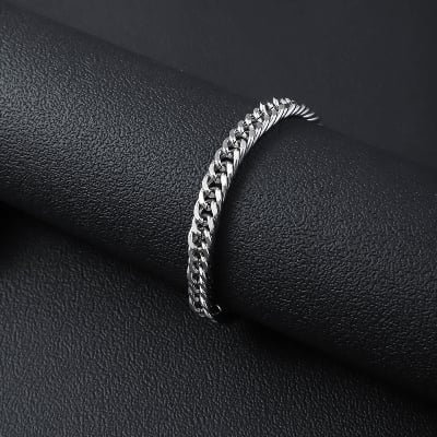 Picture of Men's 8mm Gold/Black Cuban Link Chain Bracelet  Stainless Steel