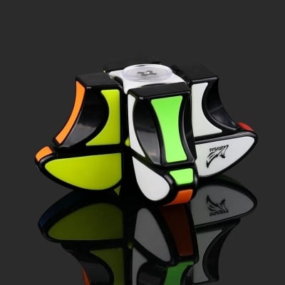 Picture of QiYi Cuberspeed 1x3x3 Spinner Speed Cube Puzzle (1x3x3 Windmill Spinner) 